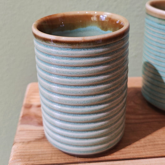 Tasse à thé Striée Celadon